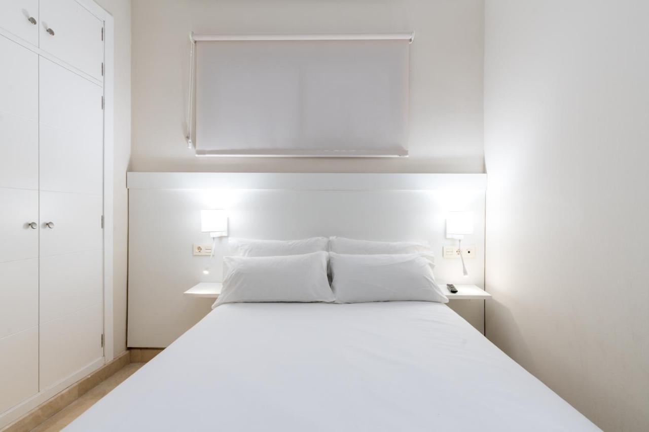 Apartament Lumbreras Host Sewilla Zewnętrze zdjęcie