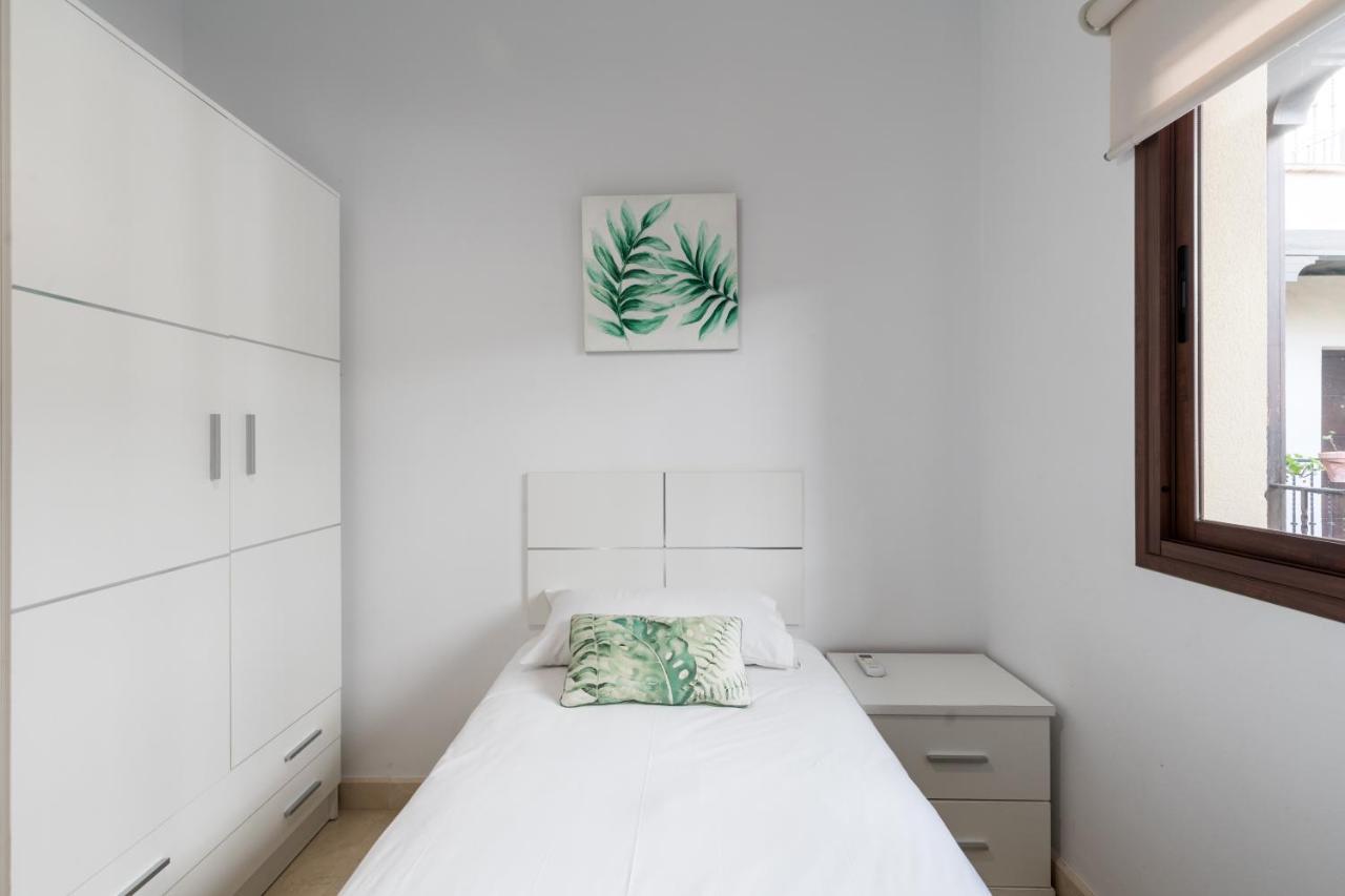 Apartament Lumbreras Host Sewilla Zewnętrze zdjęcie