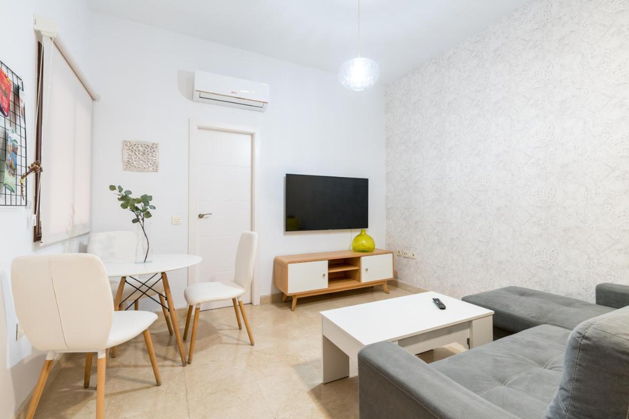 Apartament Lumbreras Host Sewilla Zewnętrze zdjęcie