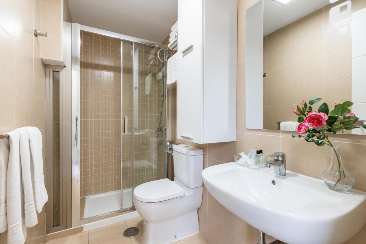 Apartament Lumbreras Host Sewilla Zewnętrze zdjęcie